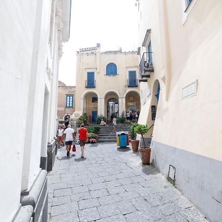 Qasar Luxury Suite - In Capri'S Piazzetta Екстер'єр фото