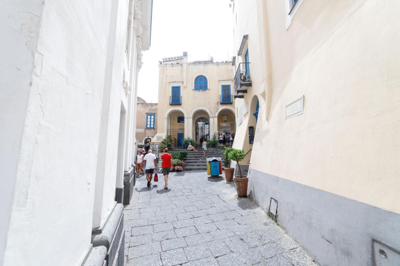 Qasar Luxury Suite - In Capri'S Piazzetta Екстер'єр фото